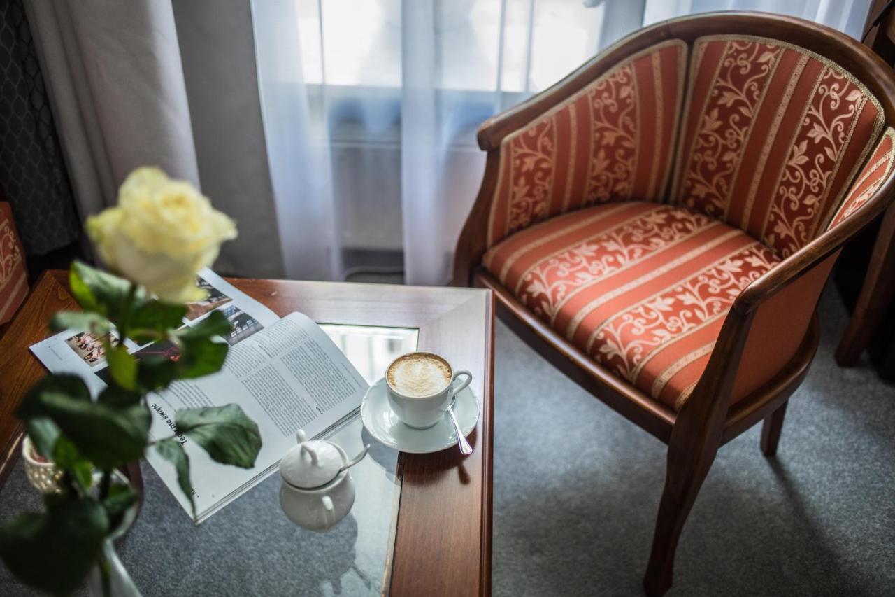 Hotel Pod Zlota Roza Kielce Eksteriør billede